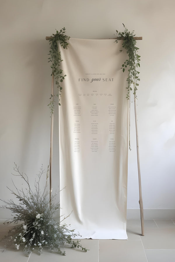 Blanc Noir Linen Seating Chart