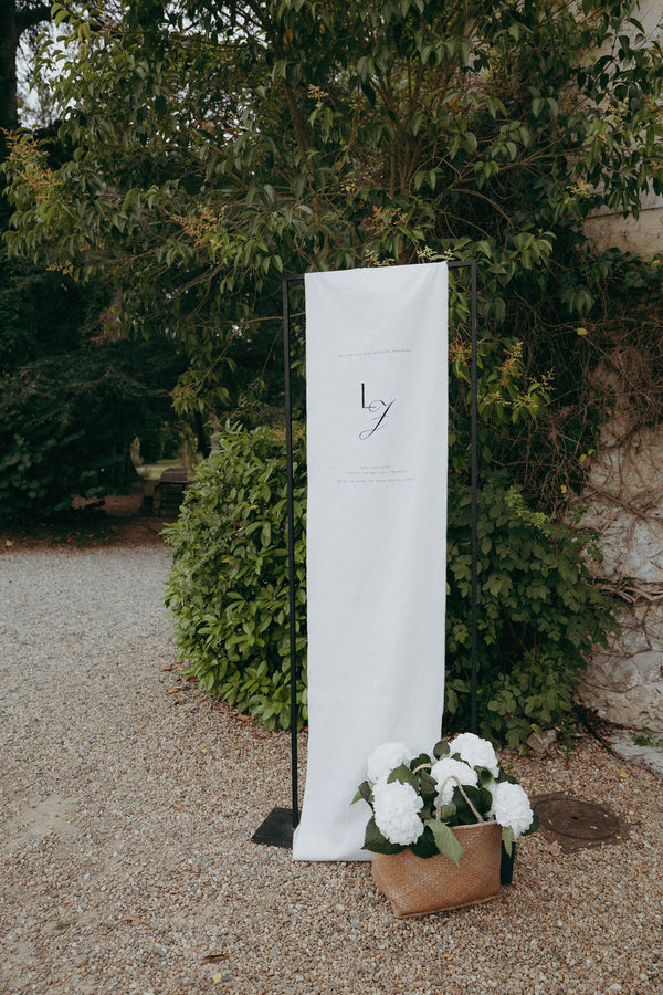 Blanc Noir Linen Welcome Sign