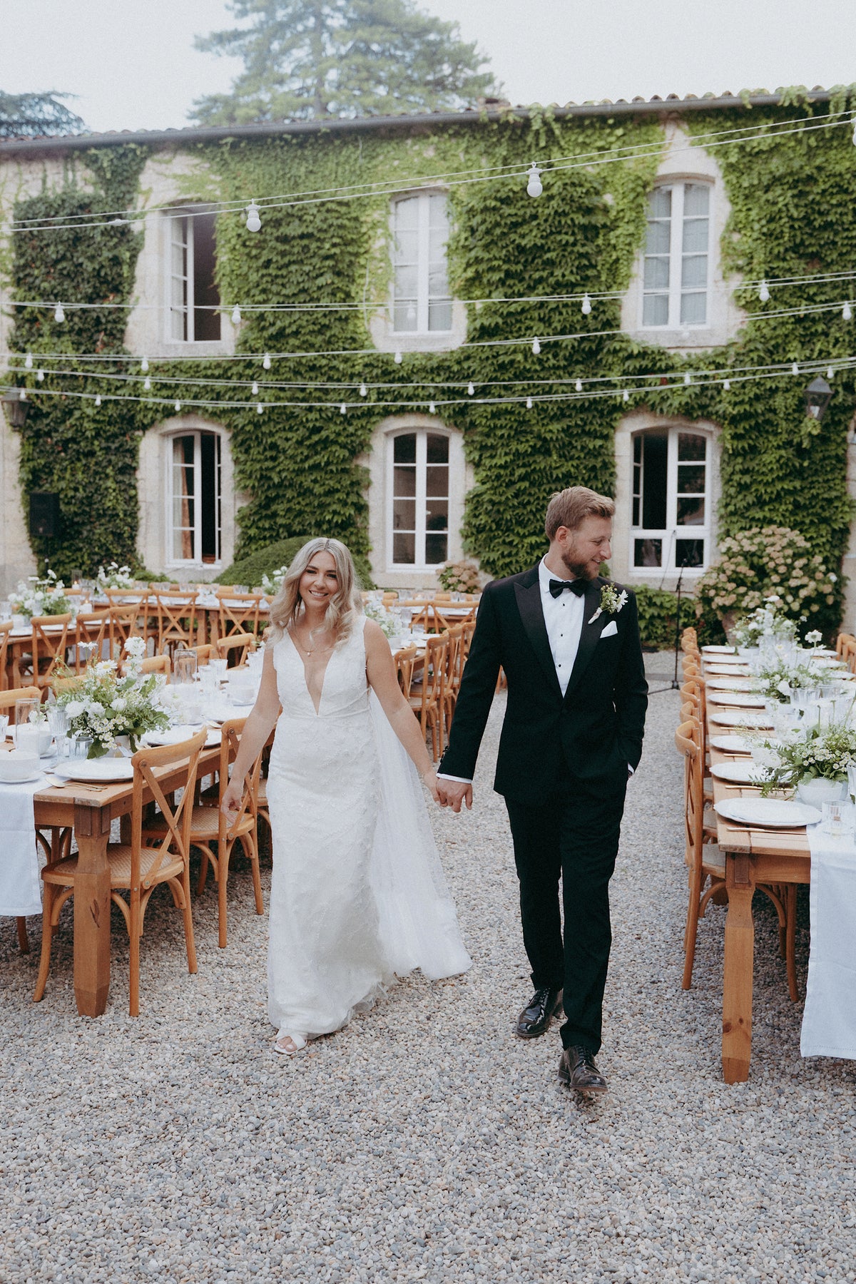 Linen Chair Reserve Bows – Smith The Magpie