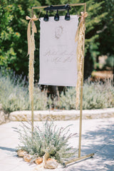 Cotswolds Linen Welcome Sign